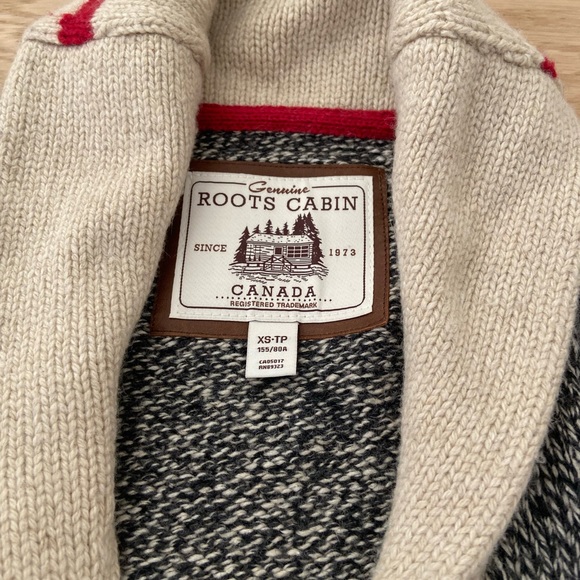 Roots Cabin Cardigan - Picture 3 of 4